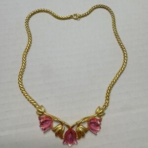 Vintage Trifari Pink Tulip Lucite Cabochon Gold Tone 15.5 Inches Necklace Choker